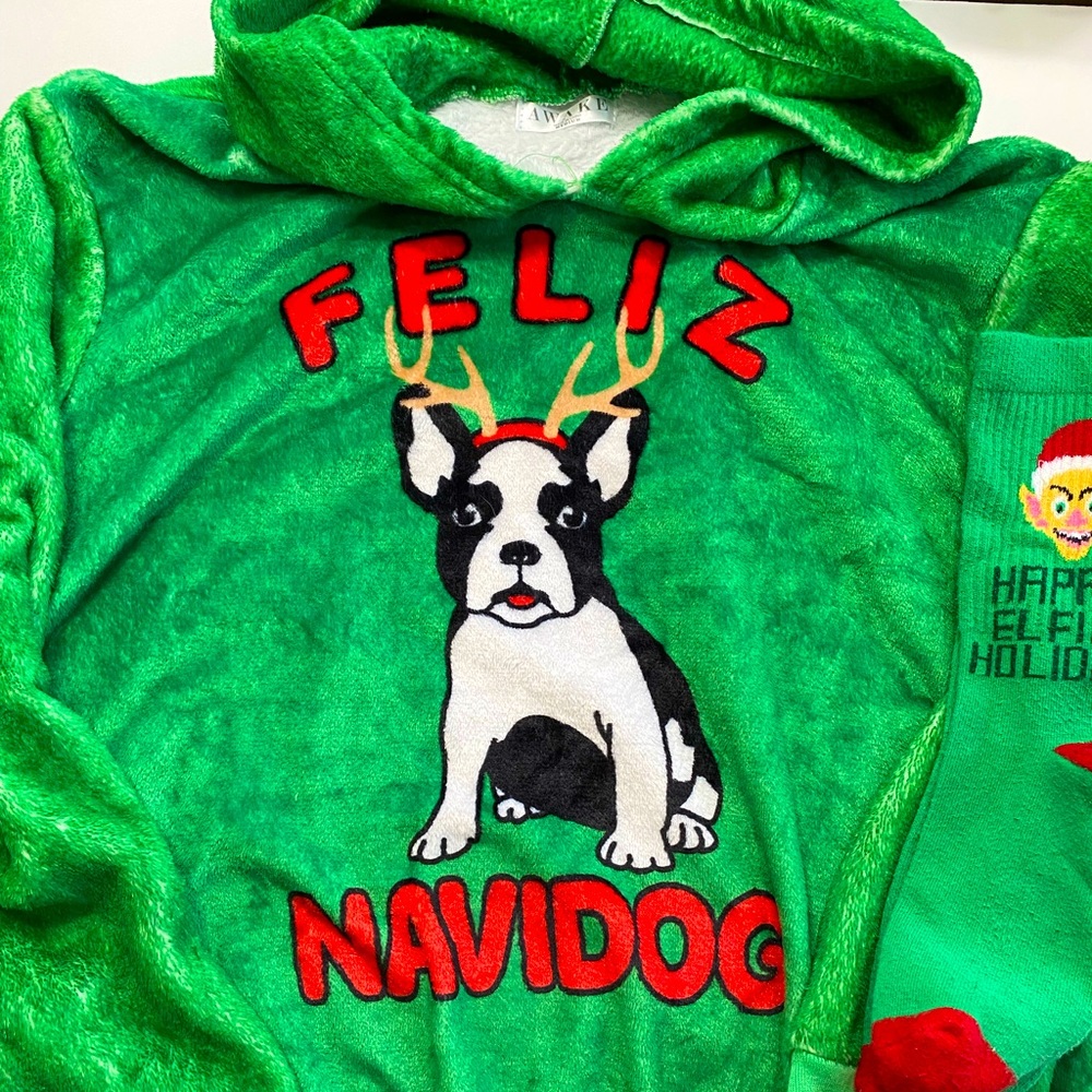 Green holiday hoodie sizeM